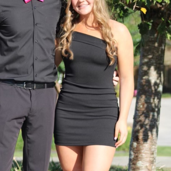 Hoco dress! Black w/ one sleeve! - Picture 3 of 5